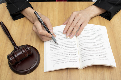 律师摆拍疑云 司法场景的“姿势”为哪般？